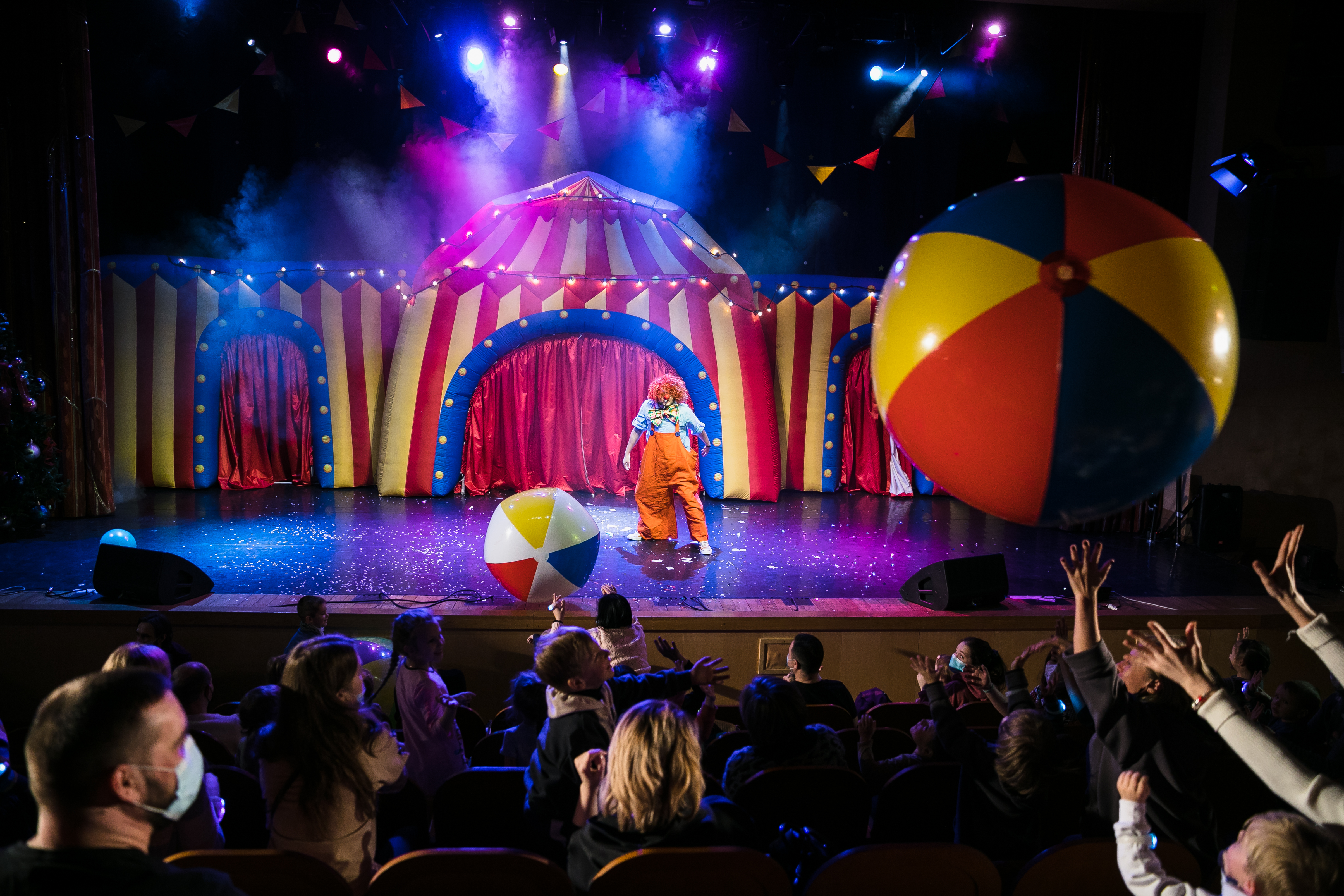 Буба шоу: Цирк Деда Мороза – афиша