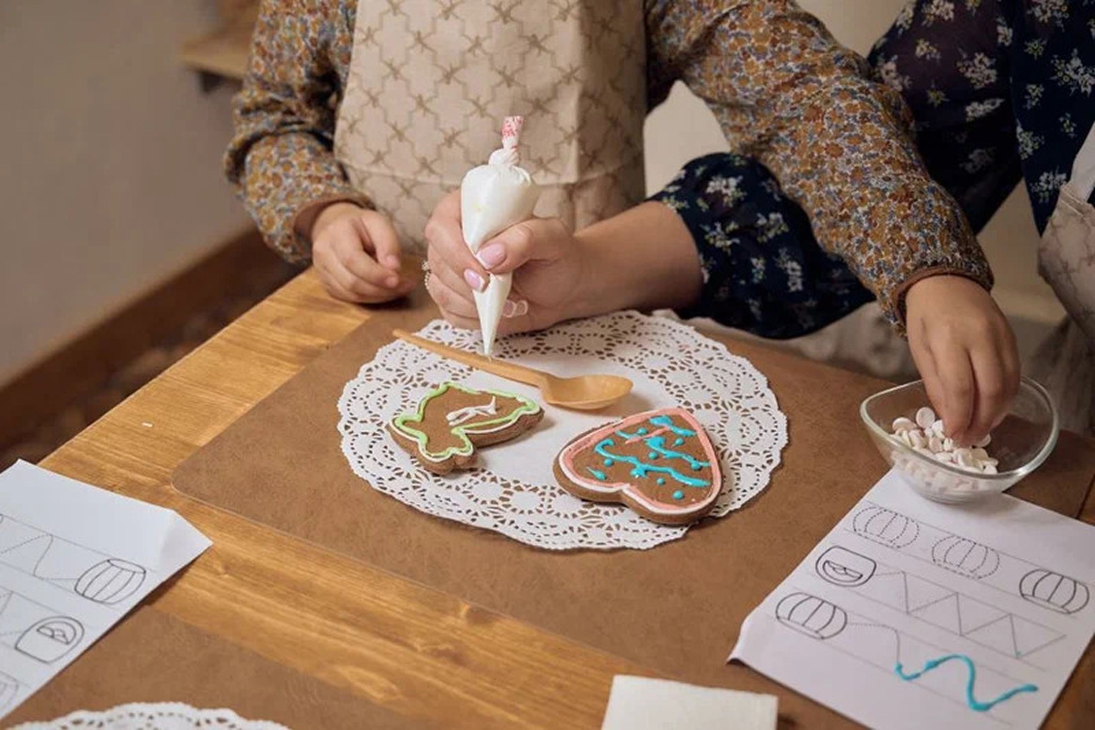 Новогодняя роспись пряников и экскурсия в музее – афиша