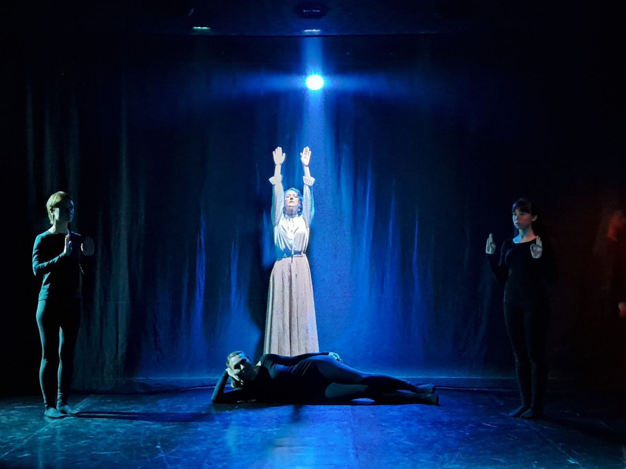 Письма Дэвида Хотча – афиша