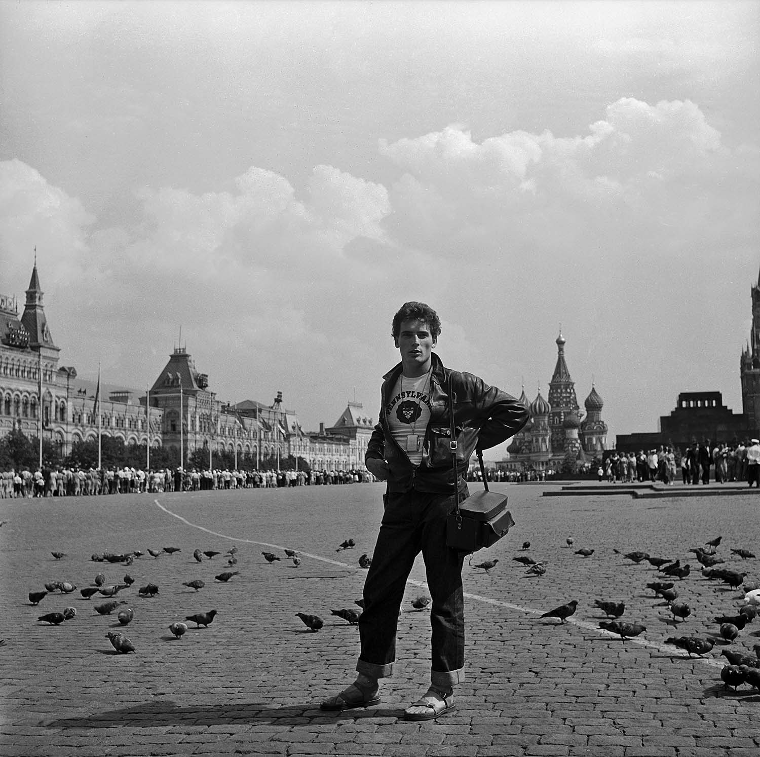 Москва 1957 в фотографиях Леонара Джанадды – афиша