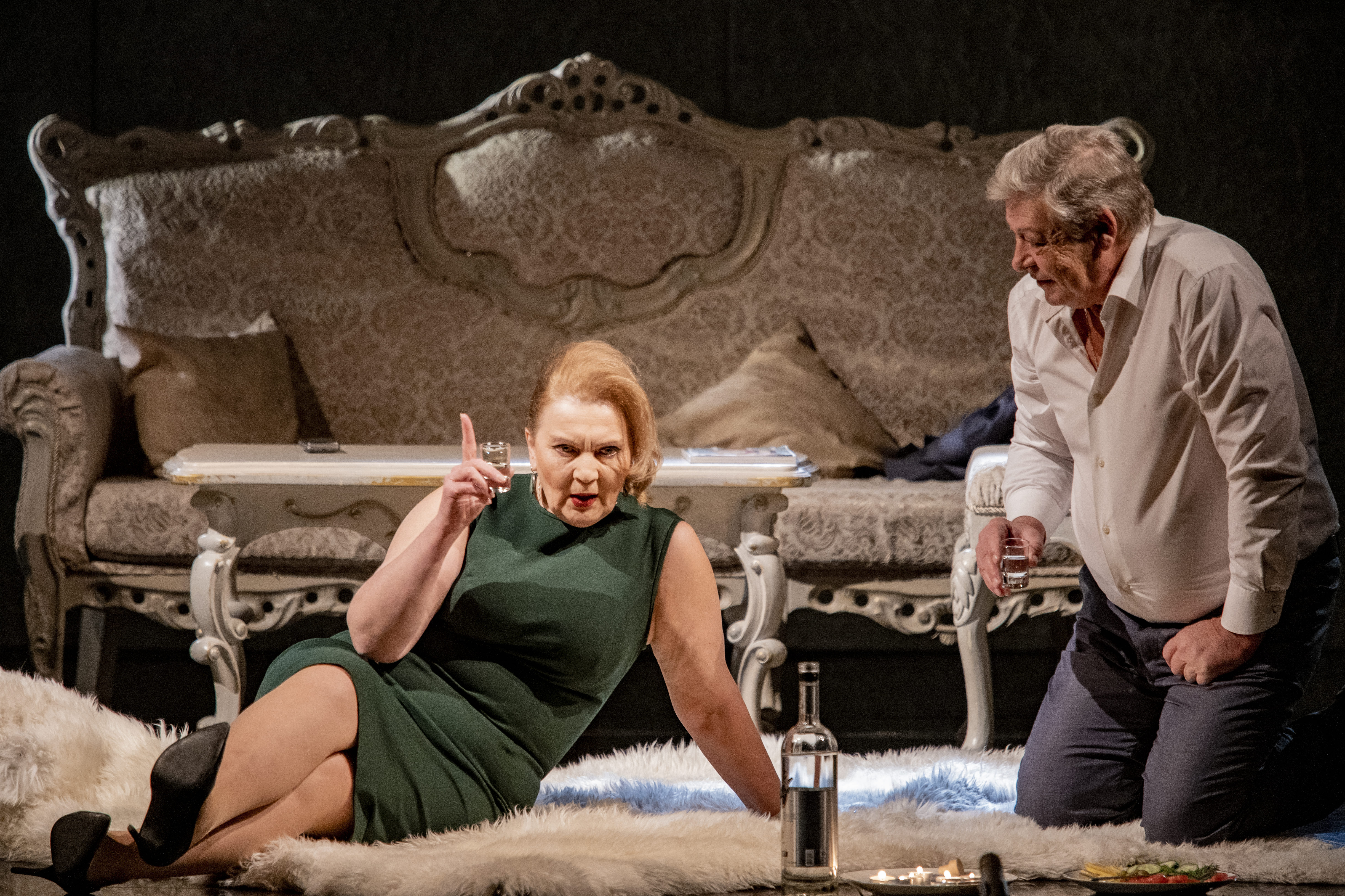 Жанна – афиша