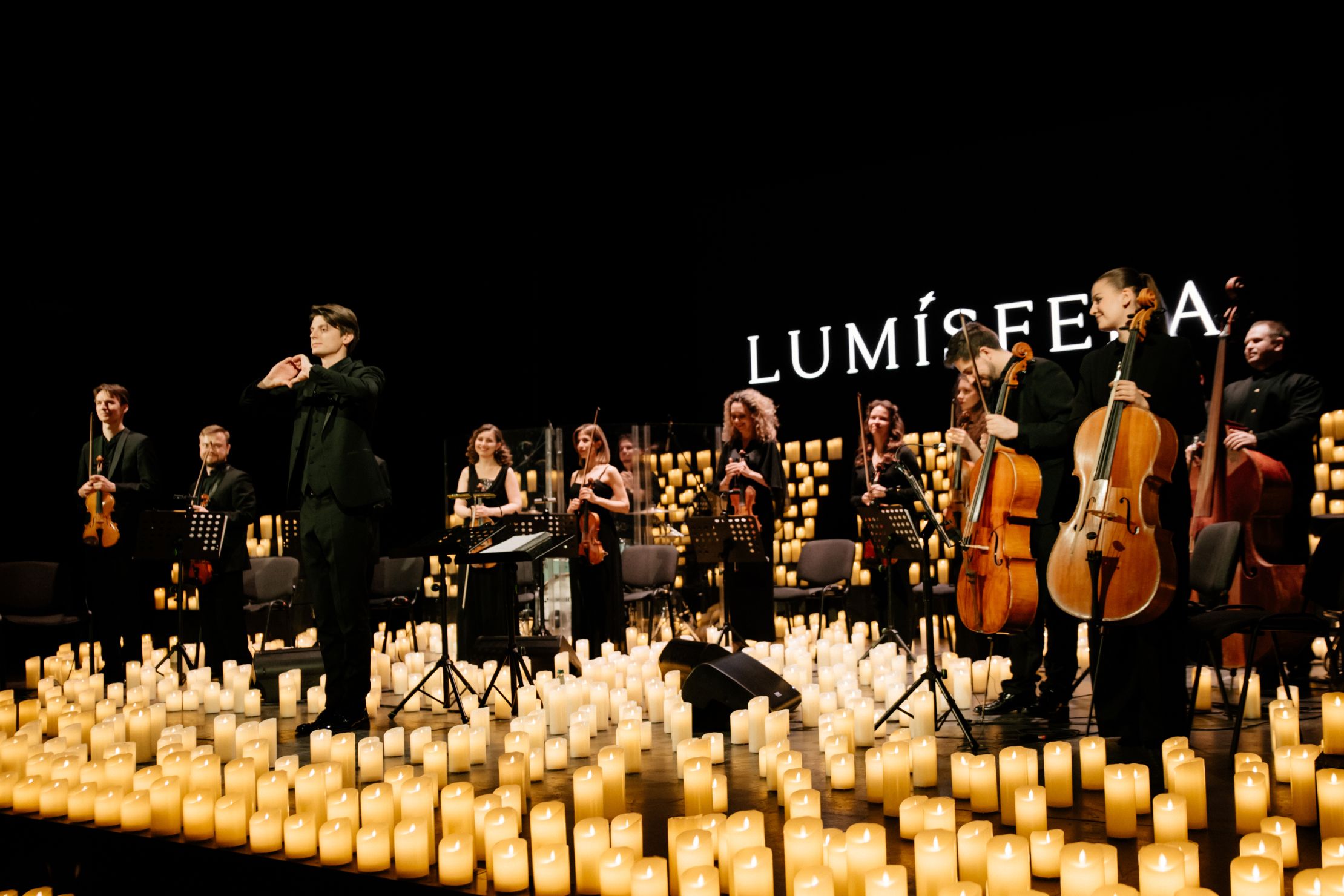 Lumisfera. В объятия любви. 3000 свечей. – афиша