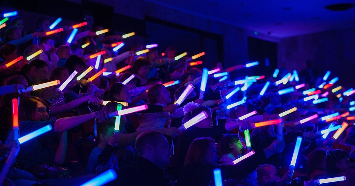 Мультиелка. Школа волшебников – афиша