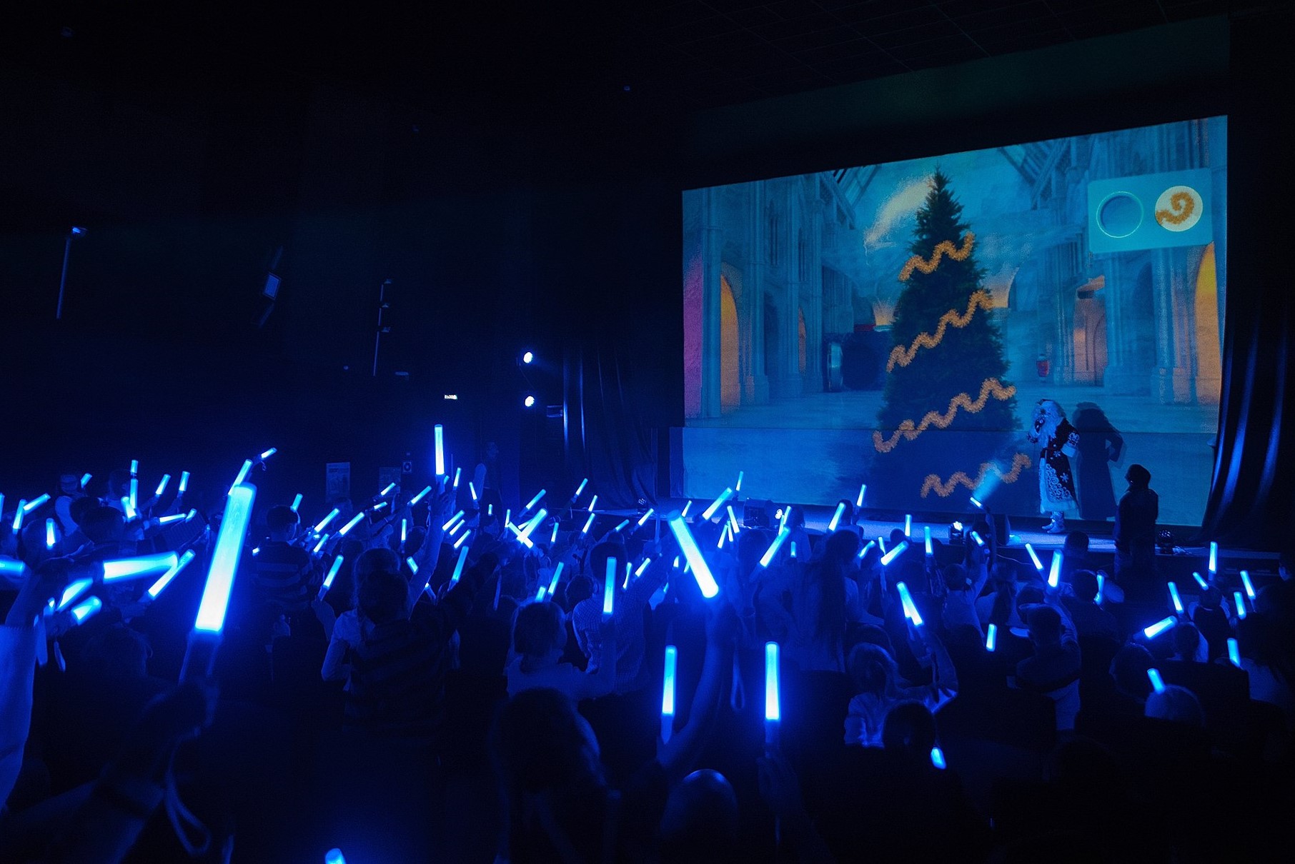 Мультиелка. Школа волшебников – афиша