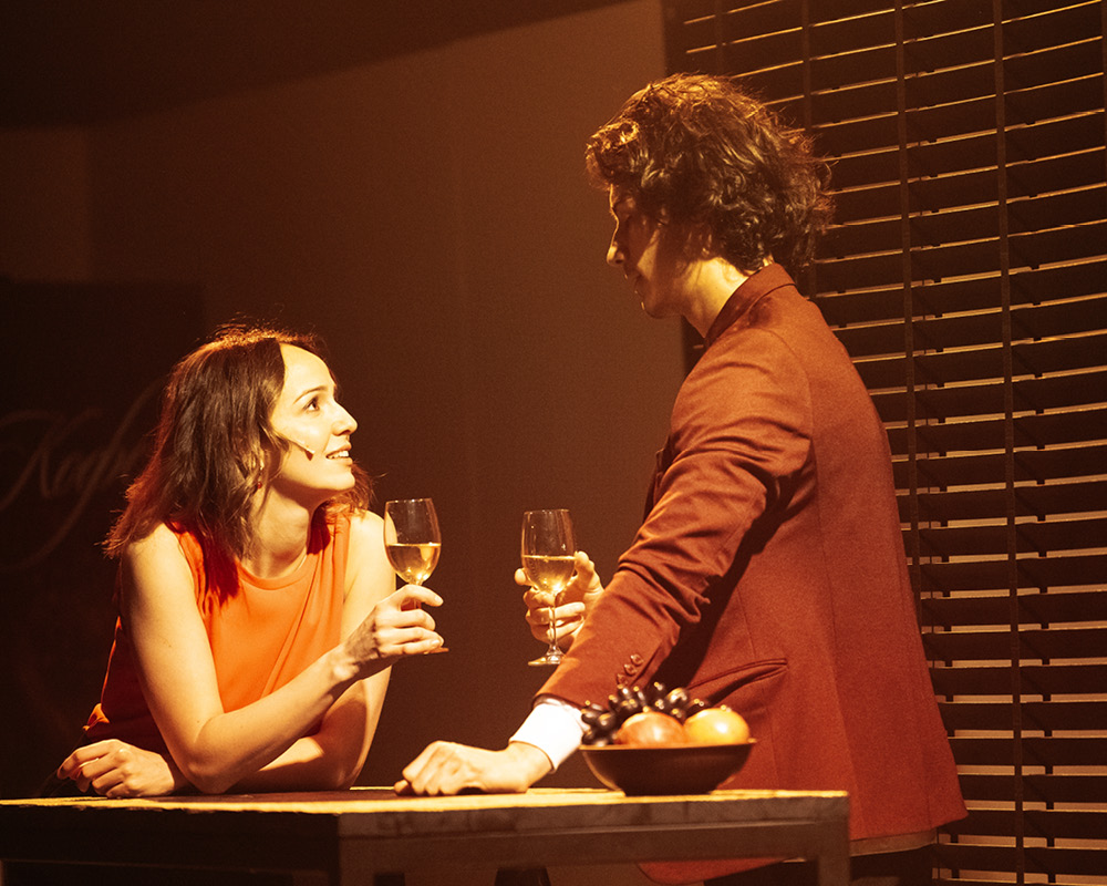 Женское счастье – афиша