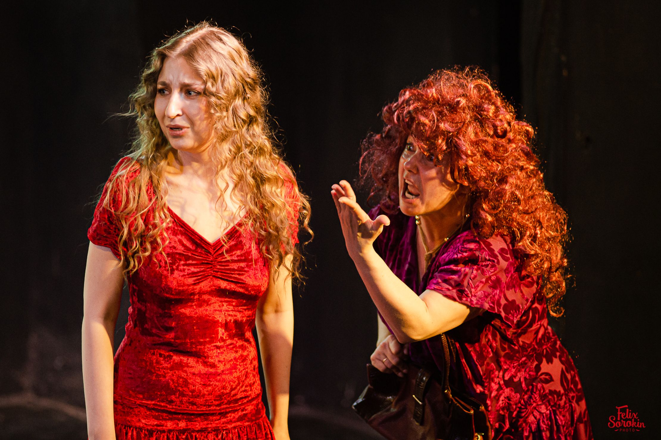 С любимыми не расставайтесь – афиша