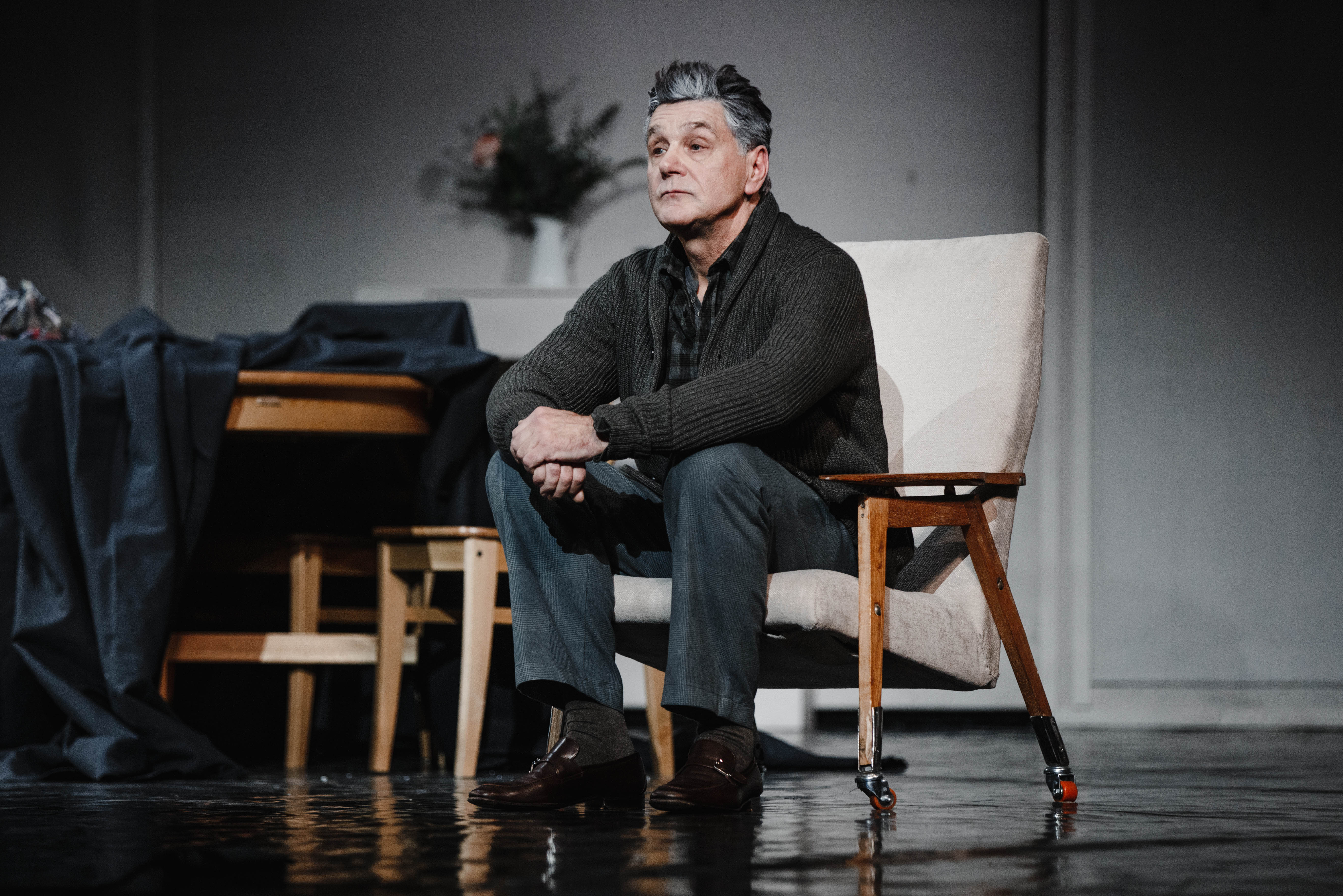 Папа – афиша