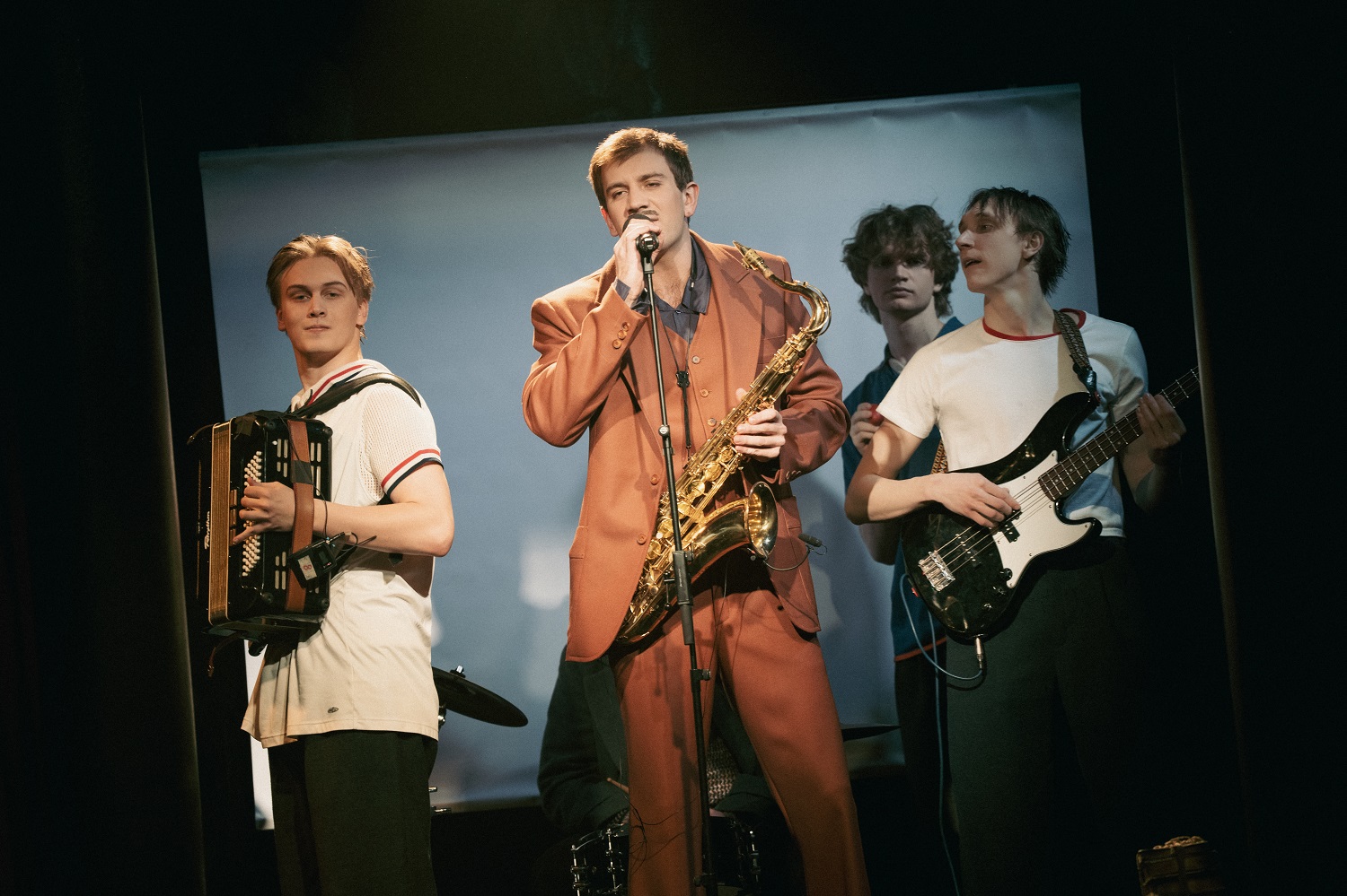 Сто бед – афиша