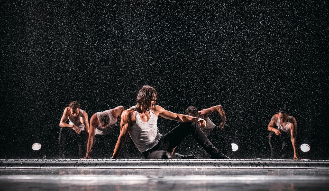 Шоу под дождем 7. И где, …, счастье??? – афиша