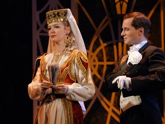 Веселая вдова – афиша