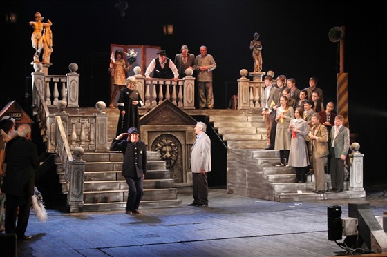 Визит дамы – афиша