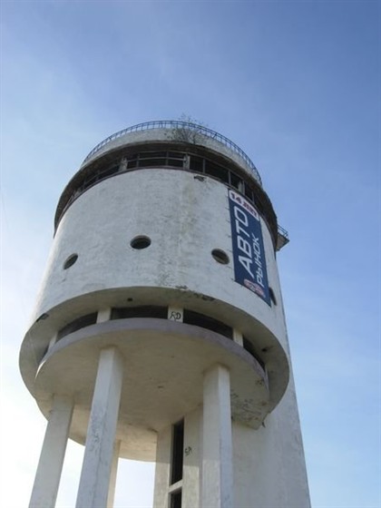 Белая башня (водонапорная башня на Уралмаше) – афиша