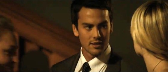 Красота – афиша